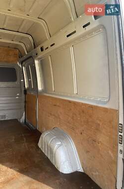 Вантажний фургон Volkswagen LT 2005 в 