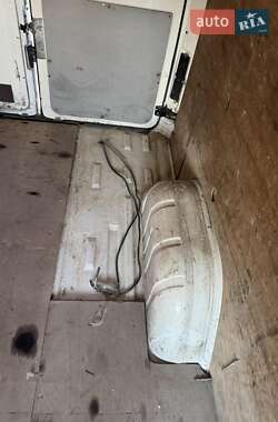 Вантажний фургон Volkswagen LT 2004 в 