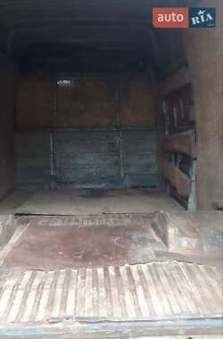 Грузовой фургон Volkswagen LT 1989 в 