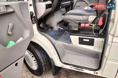 Вантажний фургон Volkswagen LT 2005 в 