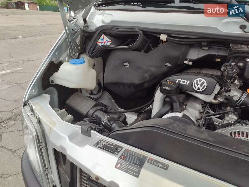 Микроавтобус Volkswagen LT 2006 в Ровно