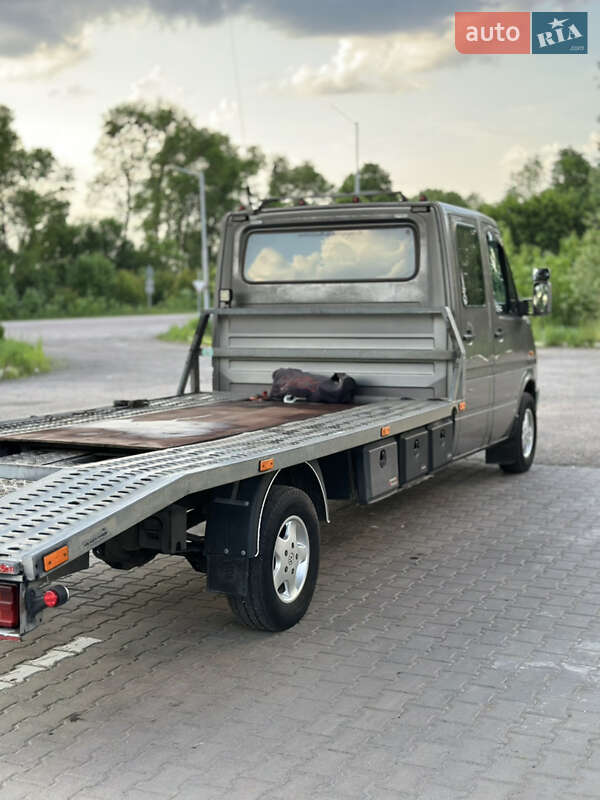 Автовоз Volkswagen LT 2002 в Дубно