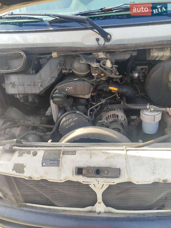 Мікроавтобус Volkswagen LT 2000 в Першотравенську фото 11 Мікроавтобус Volkswagen LT 2000 в Першотравенську