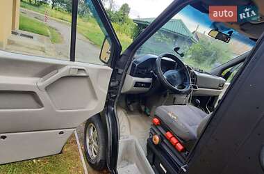 Грузопассажирский фургон Volkswagen LT 2002 в 