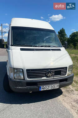Грузовой фургон Volkswagen LT 2002 в Вараше