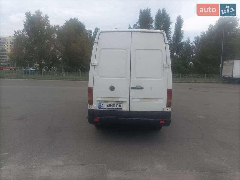 Грузовой фургон Volkswagen LT 1999 в Киеве