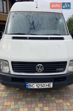 Вантажний фургон Volkswagen LT 2004 в Львові