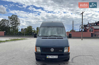 Вантажний фургон Volkswagen LT 2004 в Дрогобичі