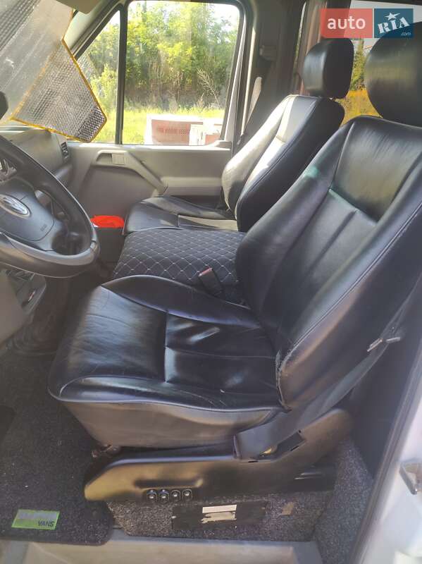 Другие автобусы Volkswagen LT 2004 в Богуславе