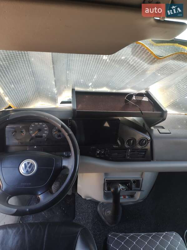 Другие автобусы Volkswagen LT 2004 в Богуславе