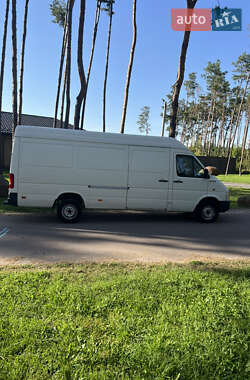 Грузовой фургон Volkswagen LT 2004 в 