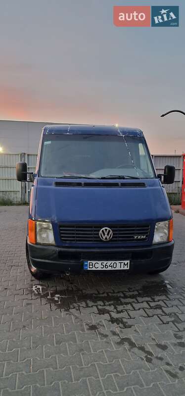Грузопассажирский фургон Volkswagen LT 2003 в Львове