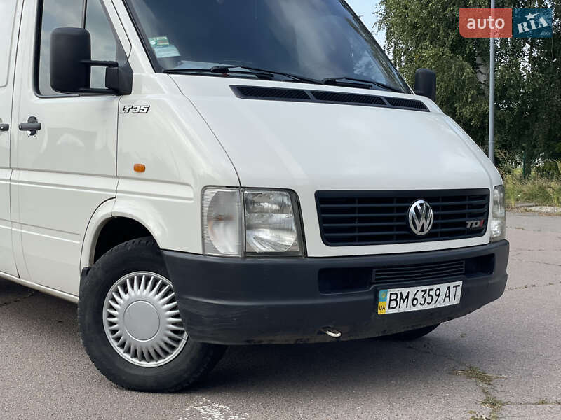 Вантажний фургон Volkswagen LT 2006 в Конотопі