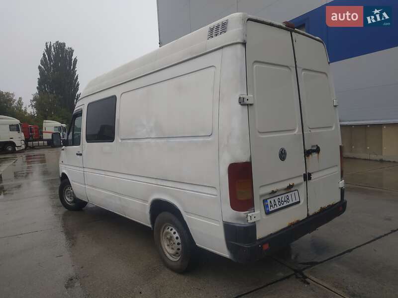 Грузовой фургон Volkswagen LT 2006 в Броварах