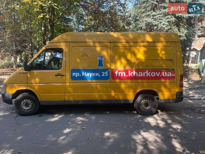 Вантажний фургон Volkswagen LT 2006 в Харкові