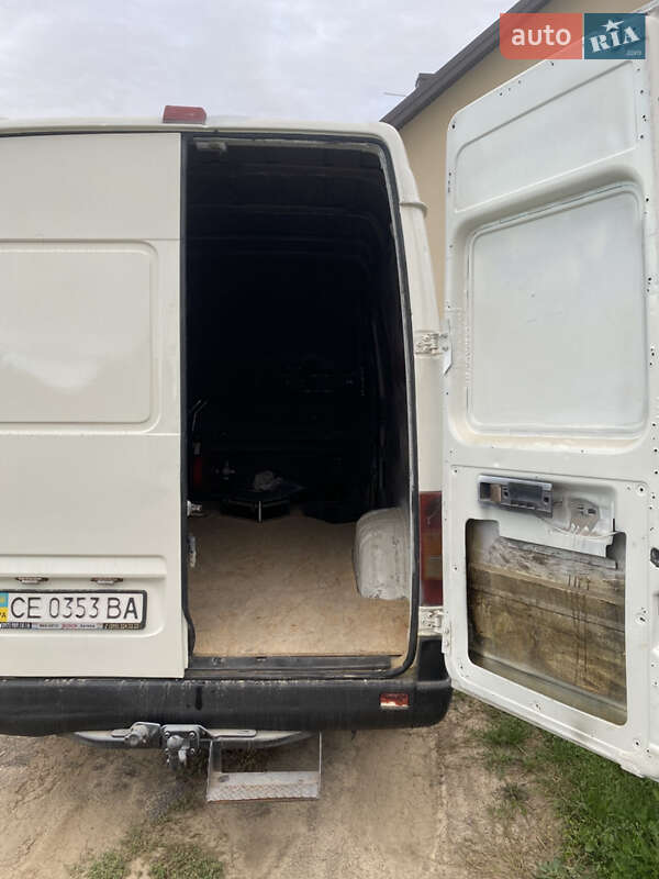 Вантажний фургон Volkswagen LT 2001 в Чернівцях