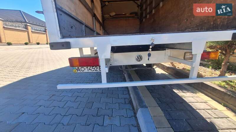 Грузовой фургон Volkswagen LT 2006 в Ковеле