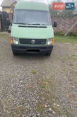 Грузовой фургон Volkswagen LT 2002 в Вараше