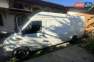 Грузовой фургон Volkswagen LT 2000 в 