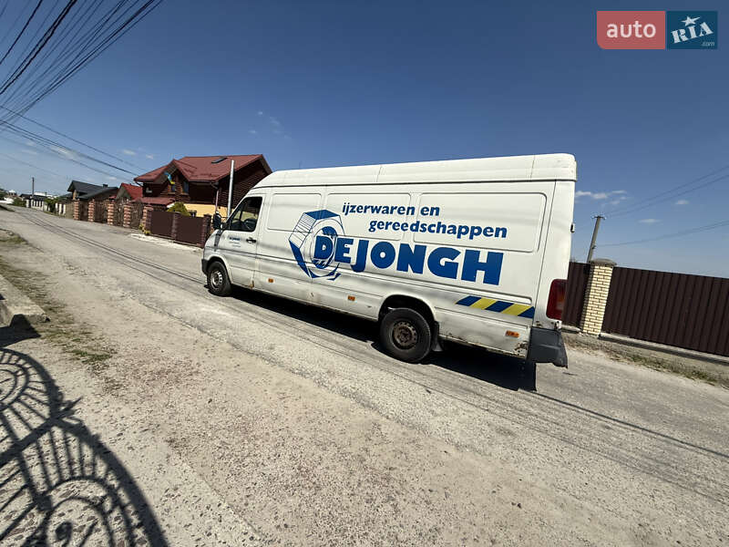 Вантажний фургон Volkswagen LT 2003 в Львові
