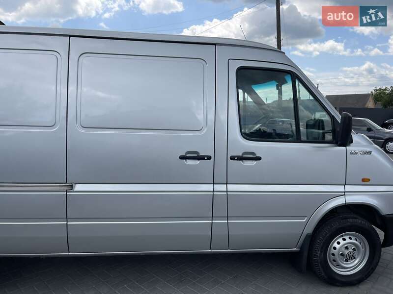 Вантажний фургон Volkswagen LT 2006 в Рівному