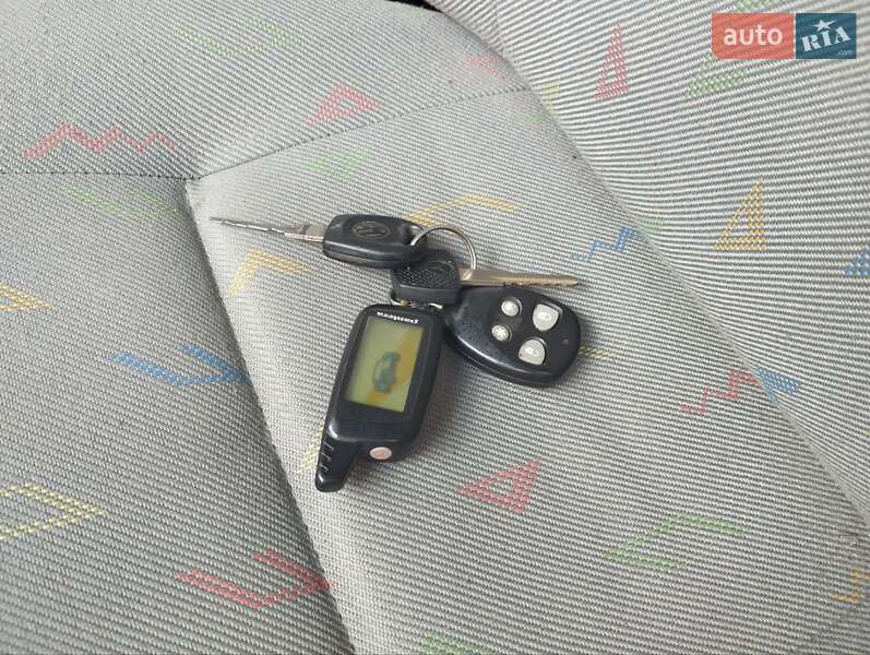 Вантажний фургон Volkswagen LT 2006 в Рівному