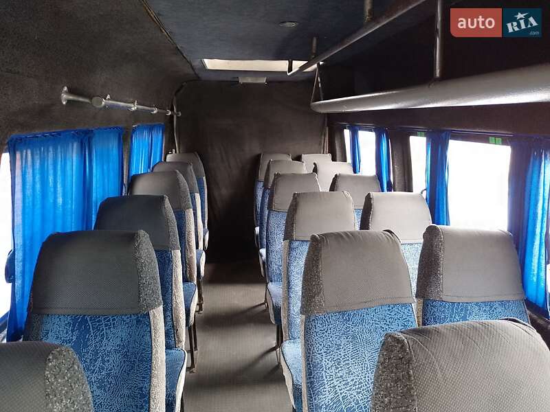 Приміський автобус Volkswagen LT 2001 в Тернополі