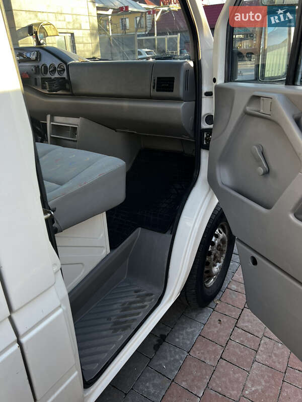 Грузовой фургон Volkswagen LT 2005 в Коломые