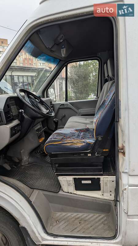 Микроавтобус Volkswagen LT 2000 в Ровно