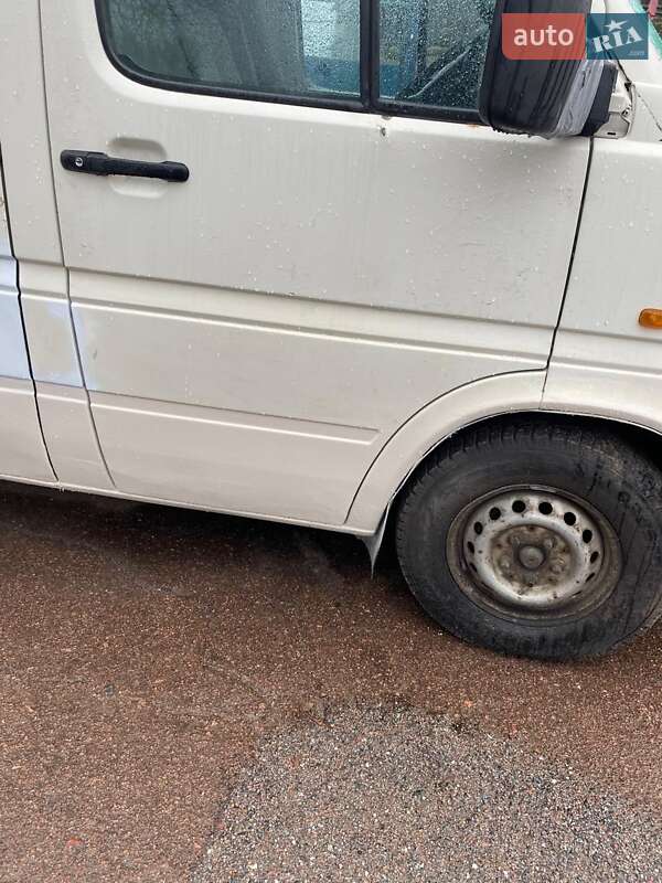 Микроавтобус Volkswagen LT 2004 в Киеве