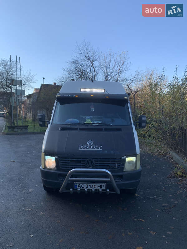 Грузовой фургон Volkswagen LT 1999 в Хусте