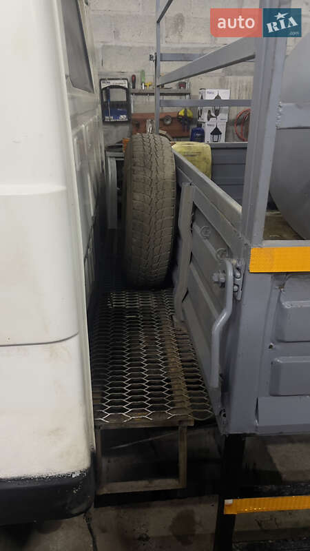 Грузовой фургон Volkswagen LT 1993 в Ярмолинцах