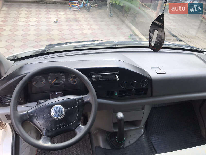 Грузовой фургон Volkswagen LT 2004 в Софиевке