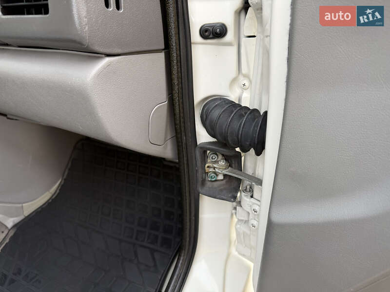 Эвакуатор Volkswagen LT 2006 в Запорожье