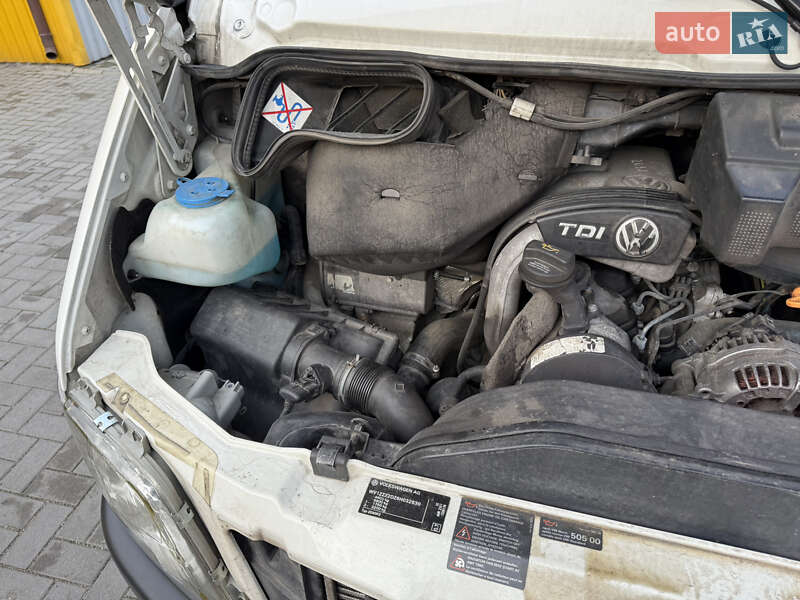 Эвакуатор Volkswagen LT 2006 в Запорожье