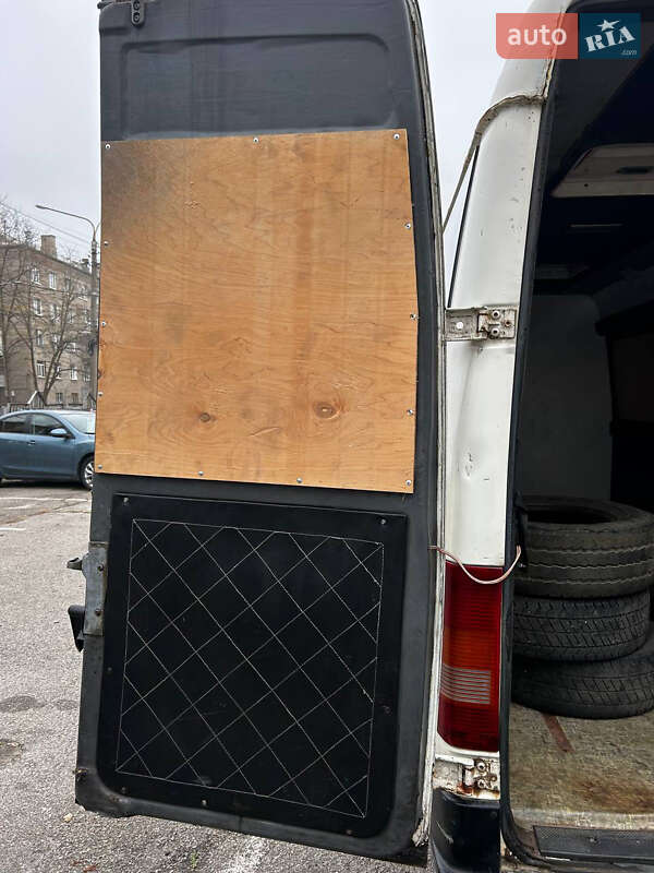 Грузовой фургон Volkswagen LT 2000 в Запорожье