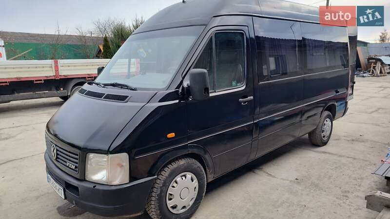 Мікроавтобус Volkswagen LT 2004 в Новояворівську