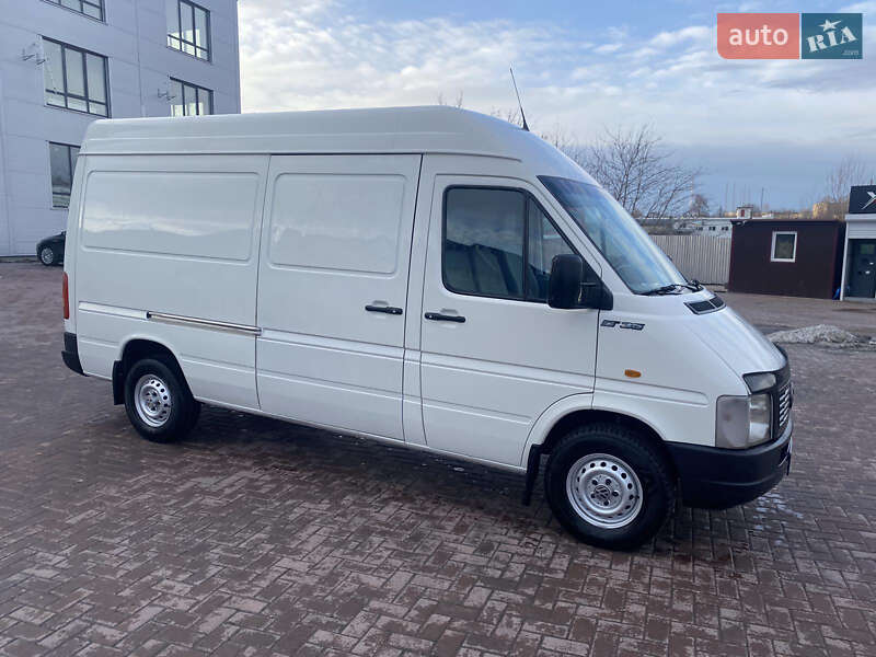 Вантажний фургон Volkswagen LT 2006 в Рівному