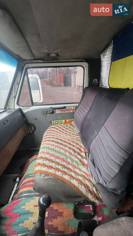 Грузовой фургон Volkswagen LT 1995 в Львове