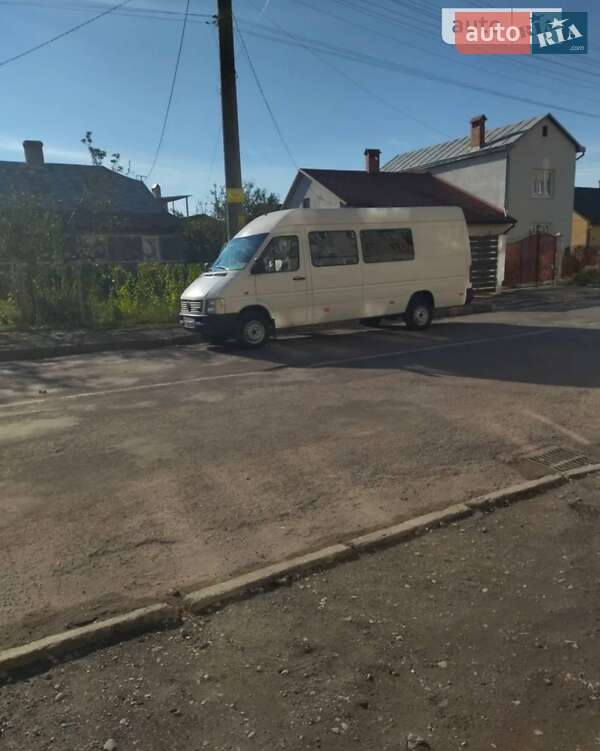 Вантажний фургон Volkswagen LT 2005 в Львові