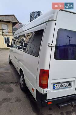 Приміський автобус Volkswagen LT 2004 в Києві