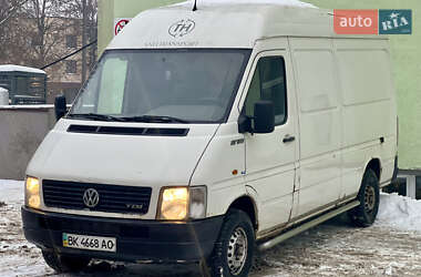 Грузовой фургон Volkswagen LT 2003 в Ровно
