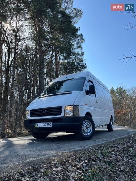 Грузовой фургон Volkswagen LT 2004 в Луцке