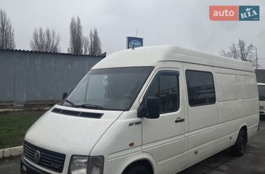 Вантажопасажирський фургон Volkswagen LT 2006 в Києві