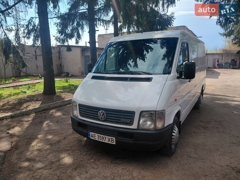 Вантажний фургон Volkswagen LT 2004 в Жовтих Водах