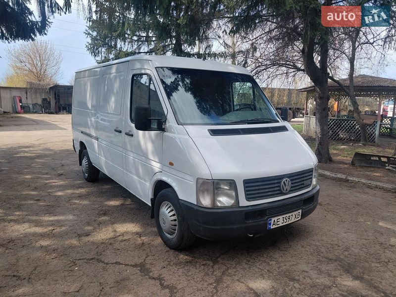 Вантажний фургон Volkswagen LT 2004 в Жовтих Водах