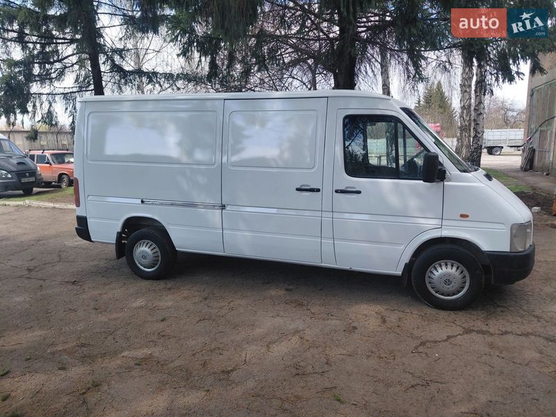 Вантажний фургон Volkswagen LT 2004 в Жовтих Водах