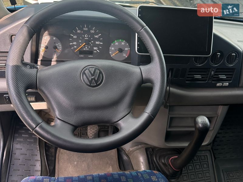 Грузопассажирский фургон Volkswagen LT 2002 в Кременчуге
