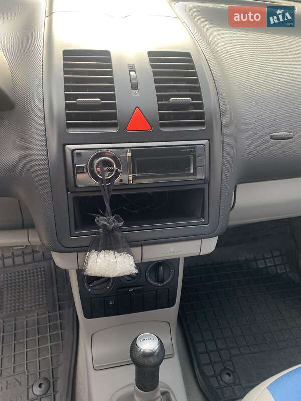 Хетчбек Volkswagen Lupo 2000 в Запоріжжі