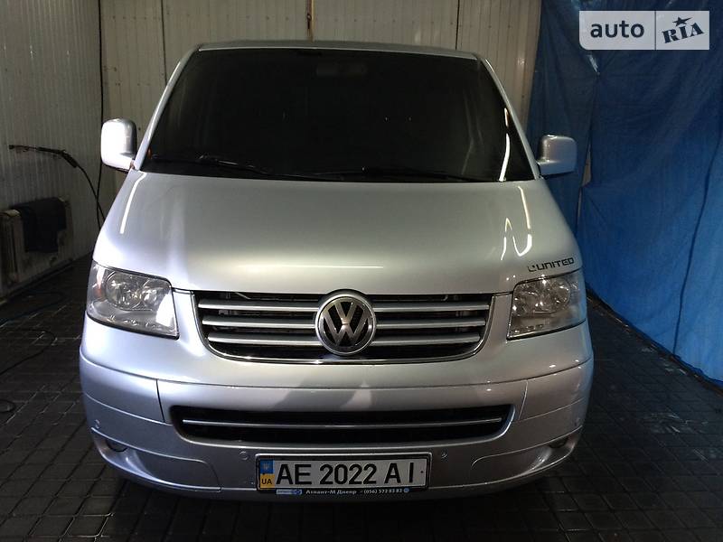 Минивэн Volkswagen Multivan 2008 в Днепре